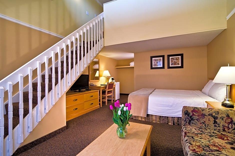 Econo Lodge Inn & Suites เคโลว์นา ภายนอก รูปภาพ